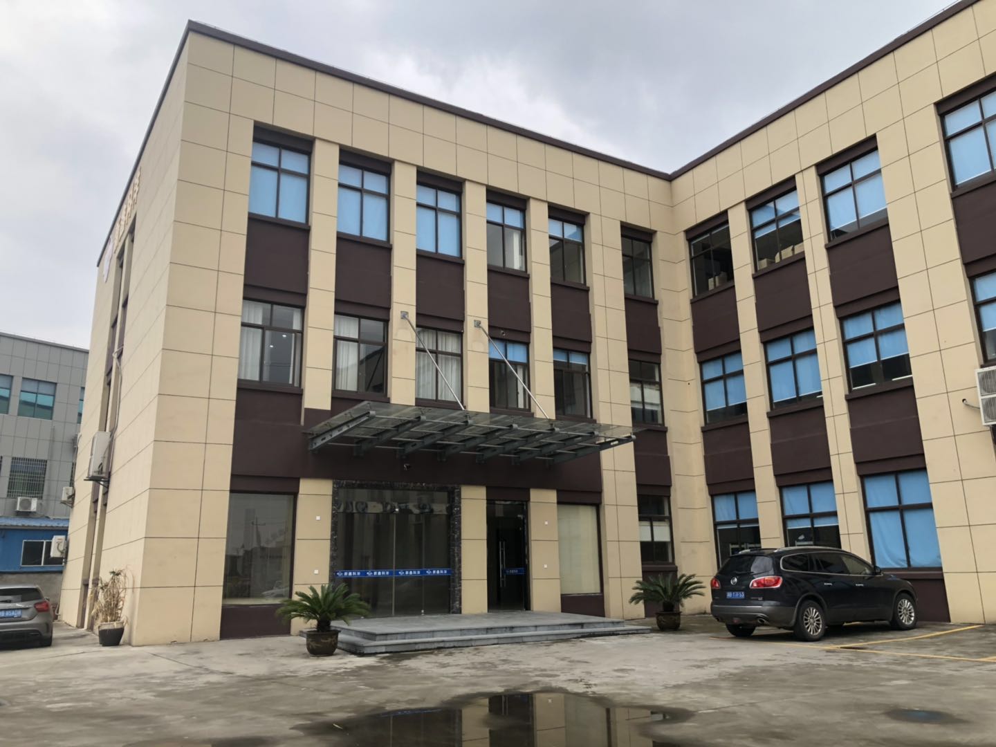 ���ο���